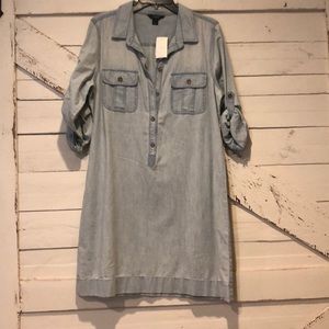Great denim dress for fall!